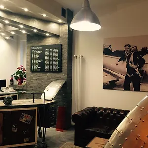 Atmos Luxe Navigli Hostel